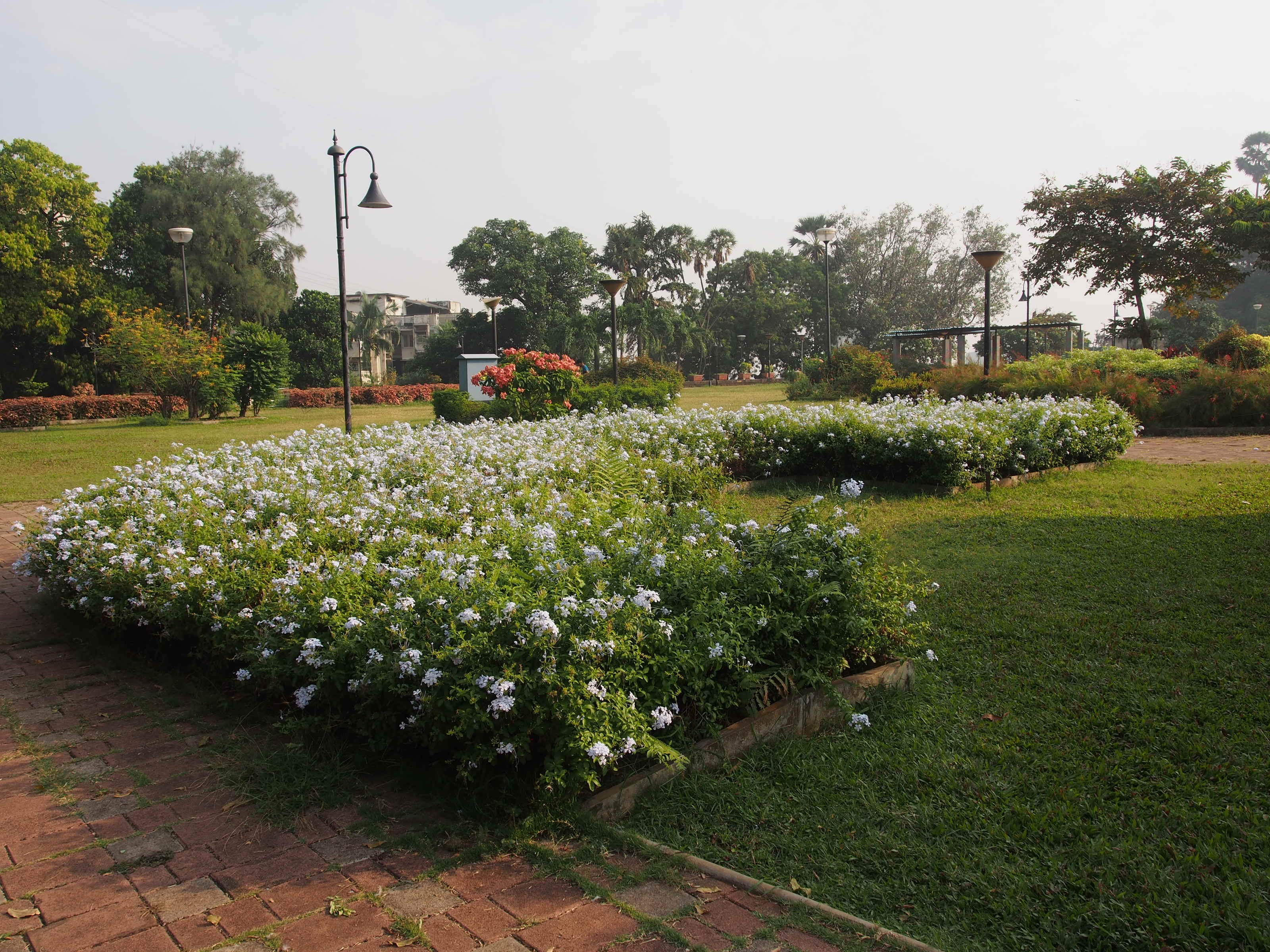 Five Gardens (Panchatantra Garden), Dadar